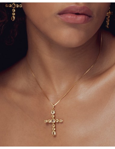 The Isabella Cross Necklace en ligne des produits 